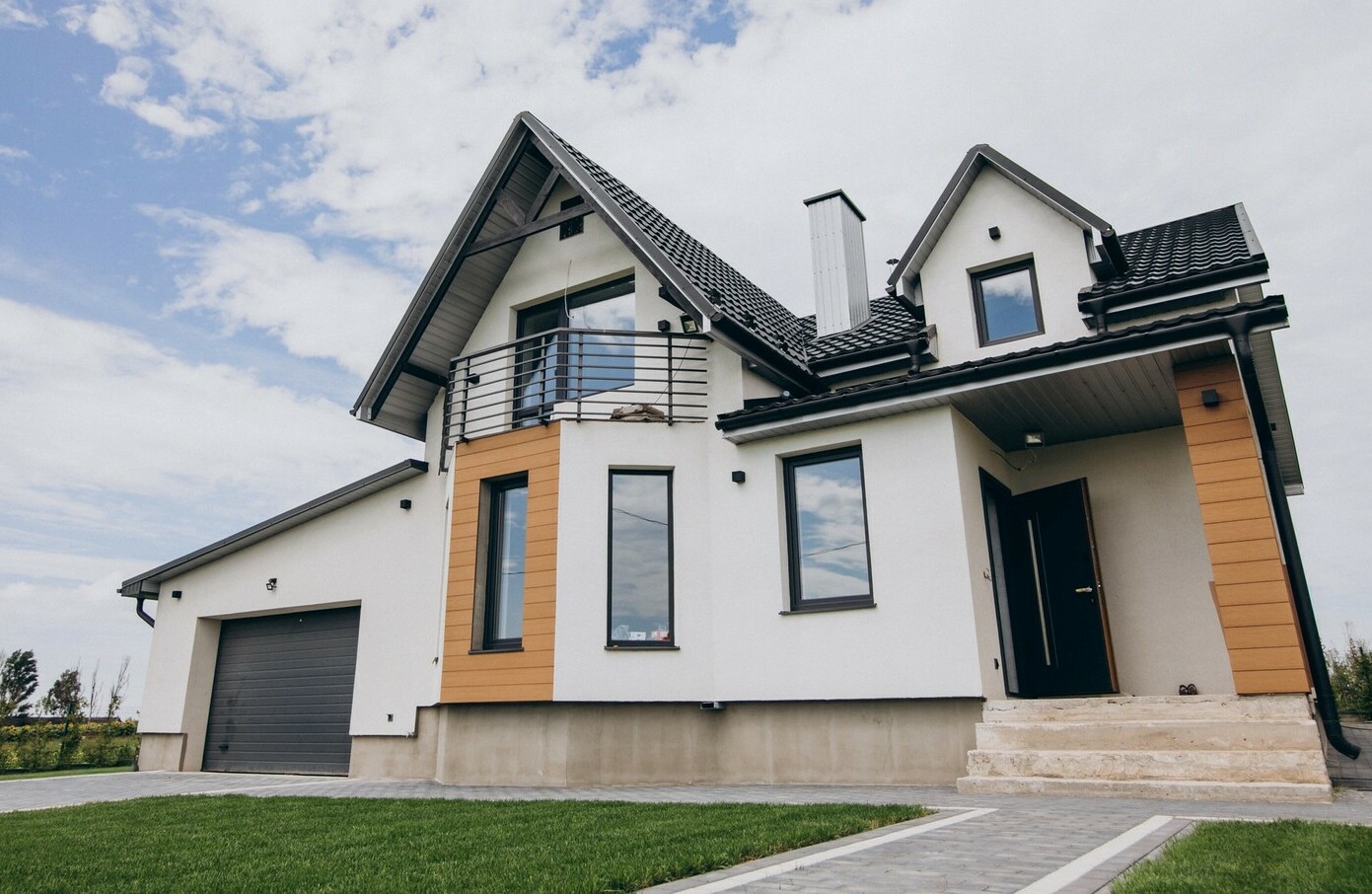 ДОМА И КОТТЕДЖИ <br>