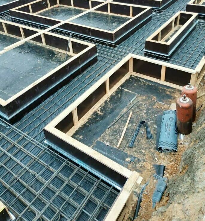 Монолитная плита фундамента/подпорная стена/подушка/подушка под блоки/лента/подмоска Монолитная плита фундамента/подпорная стена/подушка/подушка под блоки/лента/подмоска