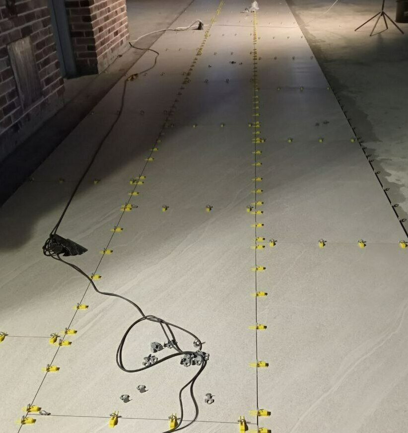 Строительство дома в Свердловской области под ключ, коттеджа, многоэтажных зданий и ангаров любой сложности в фирме FarrDom. плитка